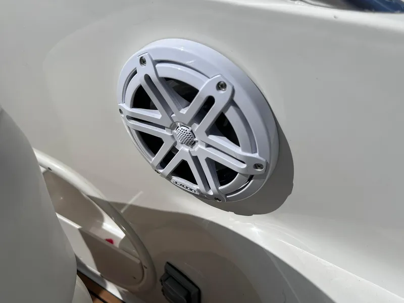 Slide: The Image of White speaker on 2001 Sea Ray 260 Sundancer boat exterior. - 29