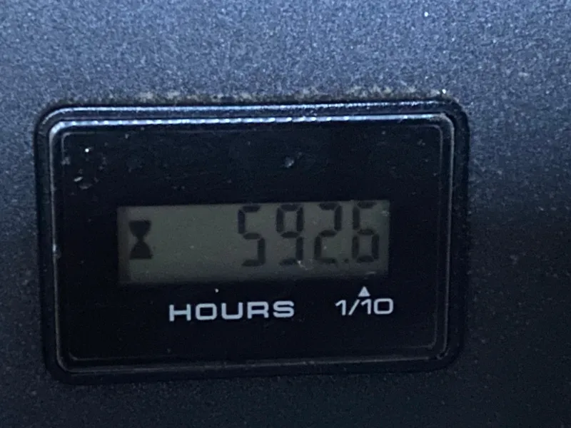 Slide: The Image of Sea Ray Sundancer 510 2015 - 64