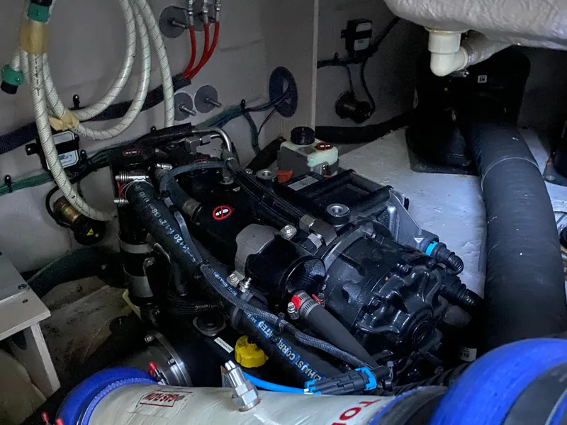 Slide: The Image of Sea Ray Sundancer 510 2015 - 81