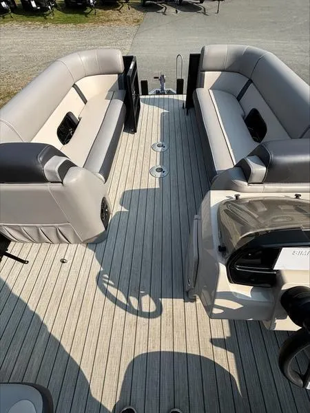 Slide: The Image of 2023 Princecraft QUORUM Q25 boat interior with spacious seating and modern design. - 8