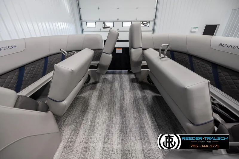 Slide: The Image of Interior of 2025 Bennington 23 SXPDSE pontoon boat with luxurious seating and modern design. - 19