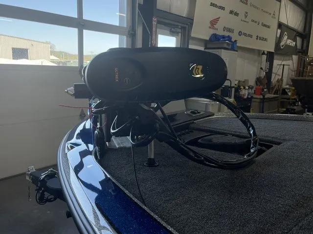 Slide: The Image of Nitro Z19 Pro 2025 - 13