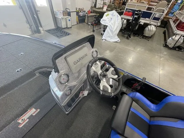 Slide: The Image of Nitro Z19 Pro 2025 - 25