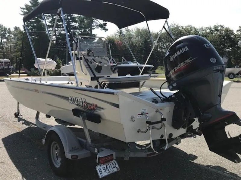 Slide: The Image of 2017 Alumacraft 2072 Bay boat with Yamaha outboard motor on trailer. - 10