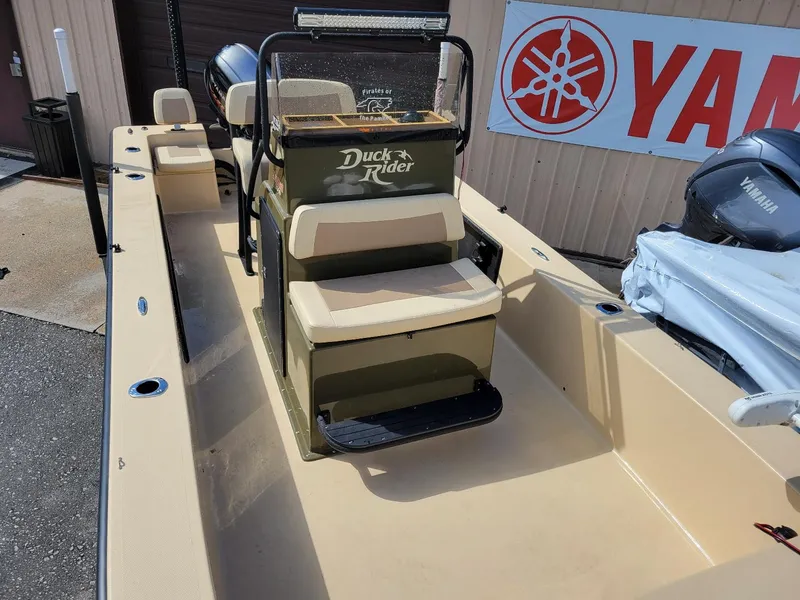 Slide: The Image of 2021 KenCraft Duck Rider 2060 skiff with Yamaha 115 engine, center console design. - 5