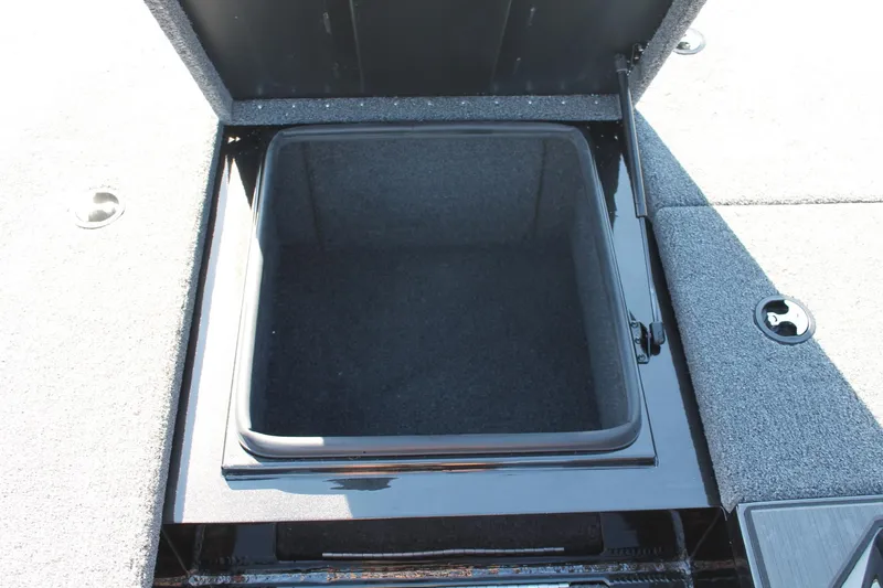 Slide: The Image of Vexus AVX1980C 2025 - 25