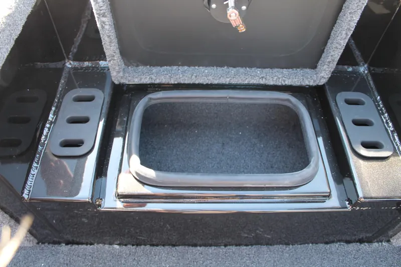 Slide: The Image of Vexus AVX1980C 2025 - 27