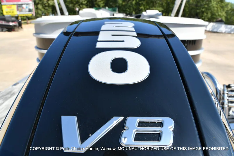 Slide: The Image of Close-up of 2025 Ranger 243C Cruise's 250HP Mercury V8 engine. - 4