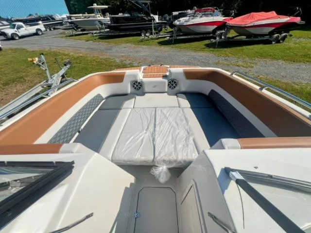 Slide: The Image of Starcraft SVX 230 OB 2025 - 12