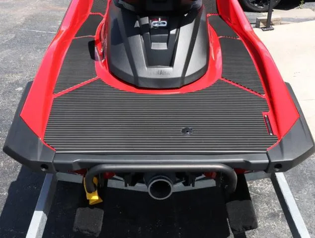 Slide: The Image of Yamaha VX DELUXE-TORCH RED 2025 - 12