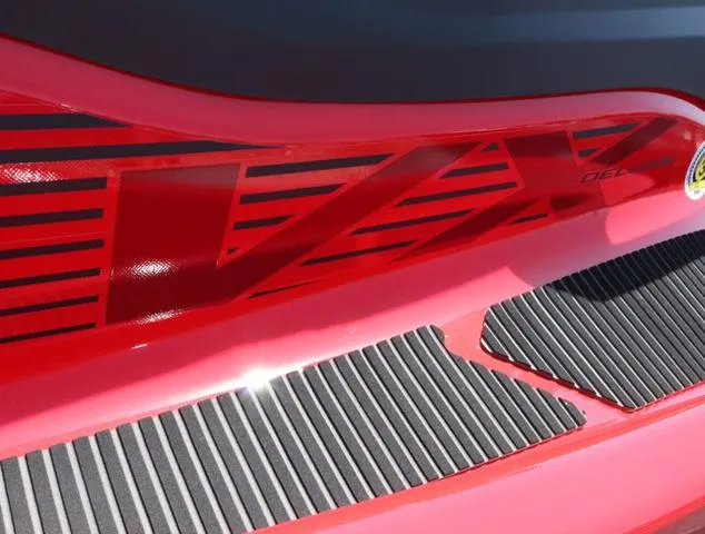 Slide: The Image of Yamaha VX DELUXE-TORCH RED 2025 - 9