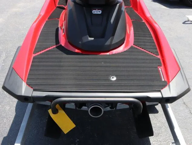 Slide: The Image of Yamaha VX DELUXE-TORCH RED 2025 - 12