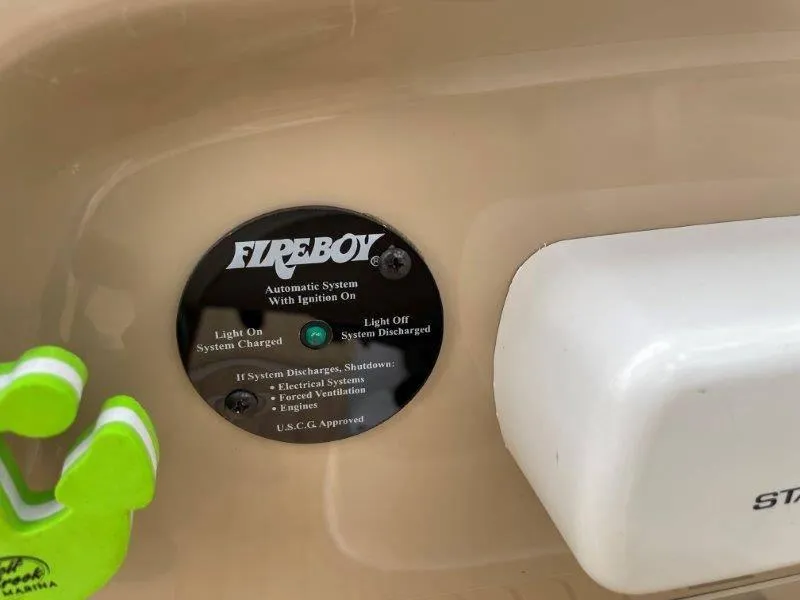 Slide: The Image of Chaparral 260 Signature 2004 - 57