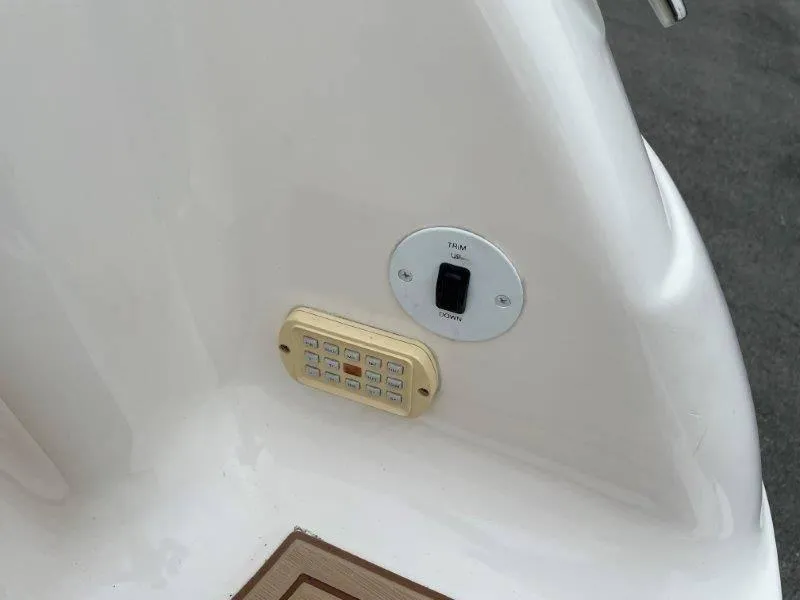 Slide: The Image of Chaparral 260 Signature 2004 - 67