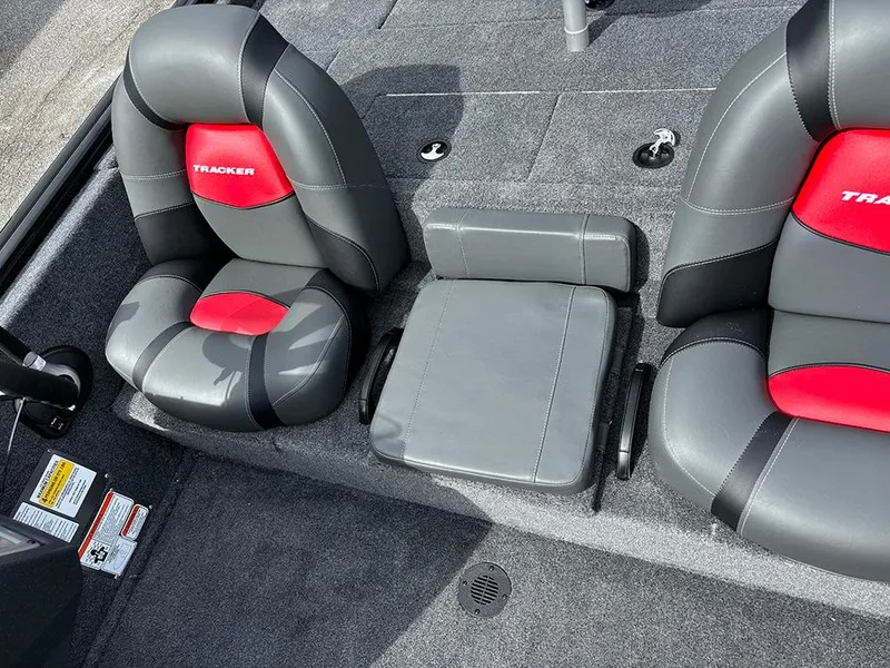 Slide: The Image of 2025 Tracker® Boats Pro Team™ 195 TXW Tournament Ed. - 15