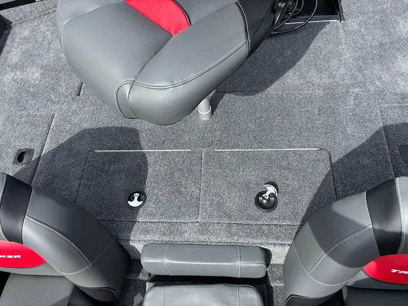 Slide: The Image of 2025 Tracker® Boats Pro Team™ 195 TXW Tournament Ed. - 18