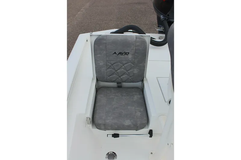 Slide: The Image of Gray seat of 2026 Avid 19 FSX boat with logo, featuring quilted design. - 41