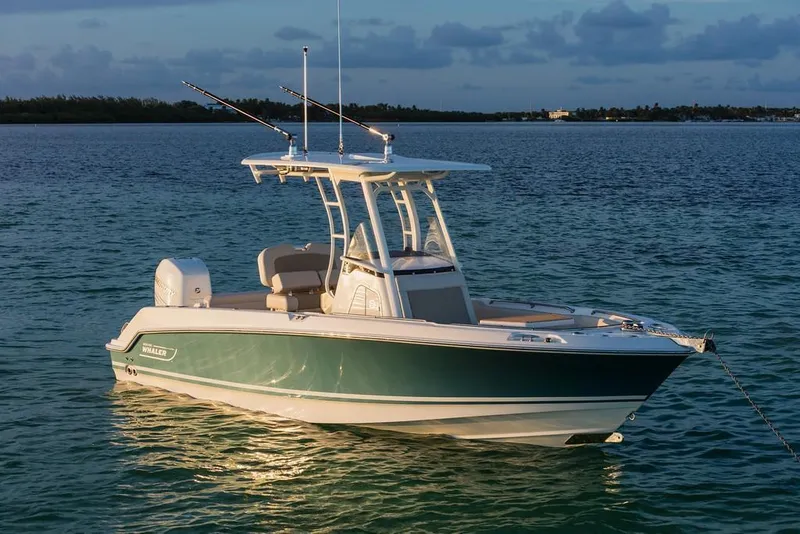Slide: The Image of 2023-Boston-Whaler-230-Outrage-MarineMax - 4
