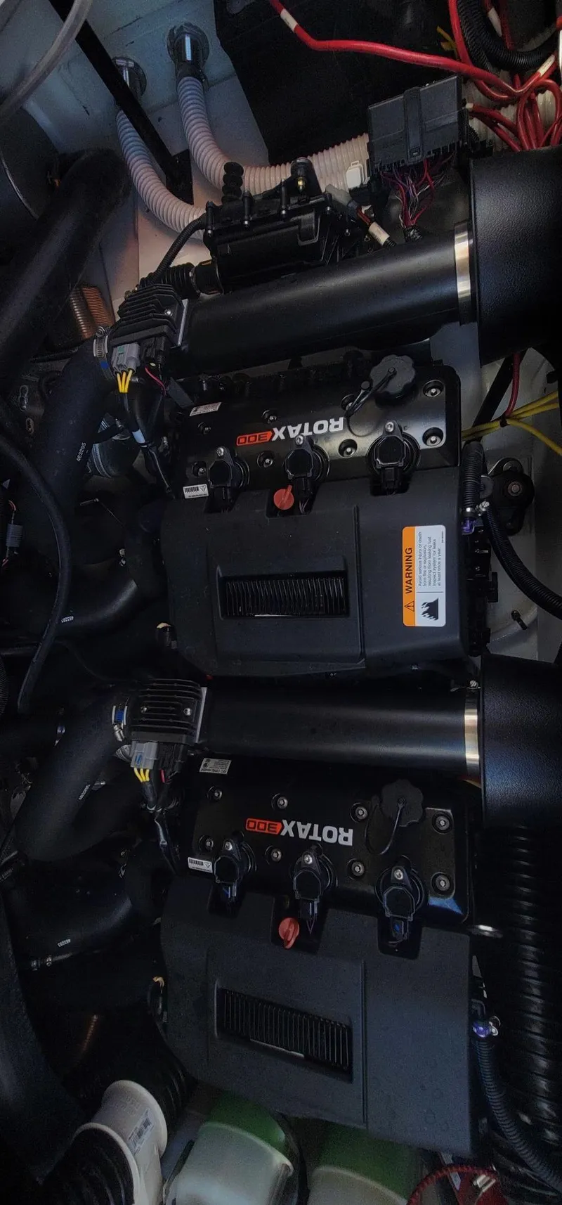 Slide: The Image of Scarab 255 Open LX 2025 - 17