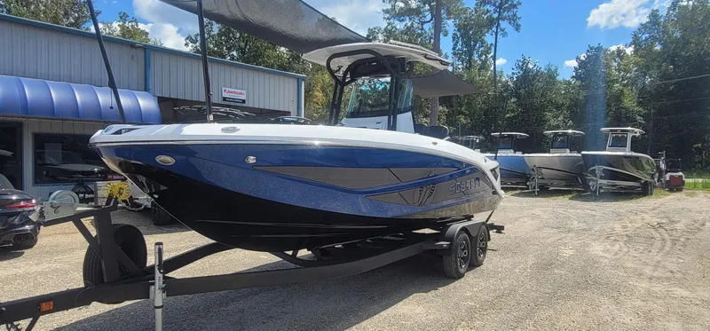 Slide: The Image of Scarab 255 Open LX 2025 - 7