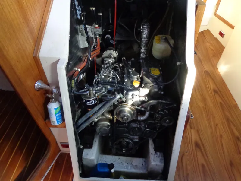 Slide: The Image of Engine compartment of a 1991 Catalina MK-l Double Cabin boat. - 27