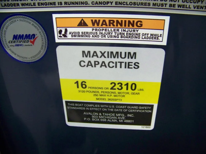 Slide: The Image of Warning label on Avalon LSZ25QLS boat, 2025 model, showing maximum capacity and safety instructions. - 10