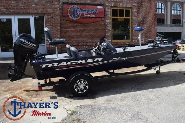 Slide: The Image of 2019 Tracker Pro 170 boat at Thayer's Marine dealership. - 35