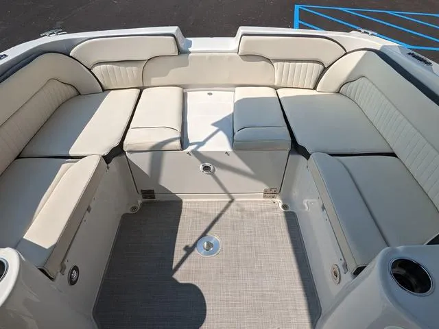 Slide: The Image of Stingray 250LR 2022 - 27