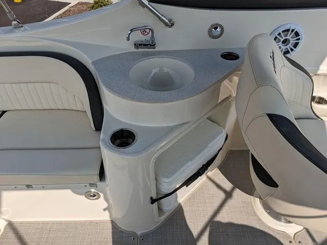 Slide: The Image of Stingray 250LR 2022 - 49