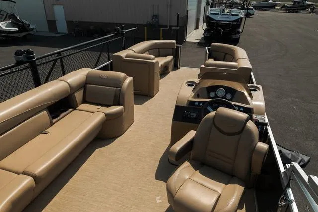 Slide: The Image of Harris Cruiser 250 CS 2020 - 2