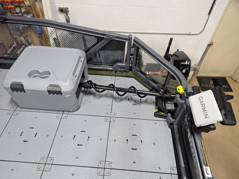 Slide: The Image of Sea-Doo Switch Fish 21 2025 - 3