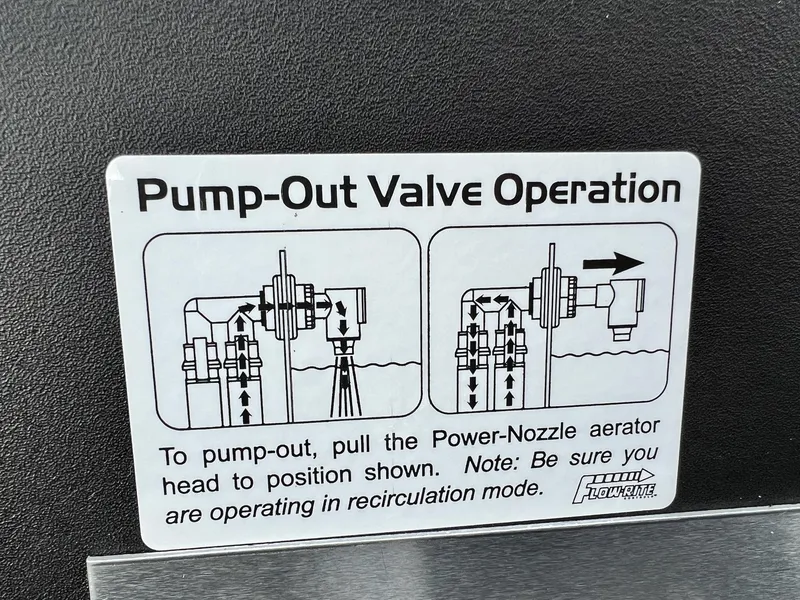 Slide: The Image of Starcraft Fishmaster 196 2025 - 25