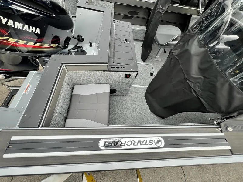 Slide: The Image of Starcraft Fishmaster 196 2025 - 26