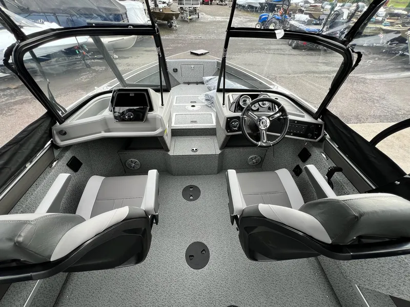 Slide: The Image of Starcraft Fishmaster 196 2025 - 34