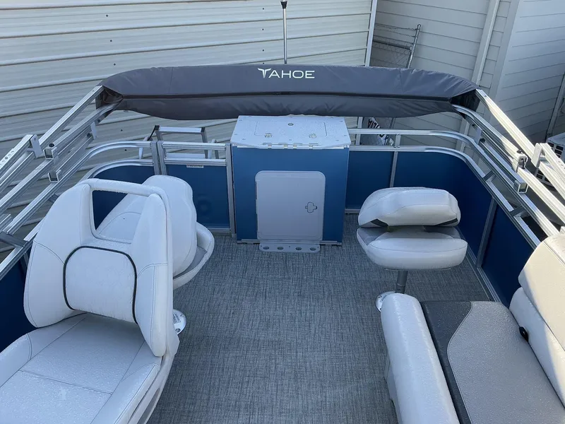 Slide: The Image of 2025 Tahoe Pontoon Boats Sport 17 REAR FISH interior with seating and fishing station. - 9