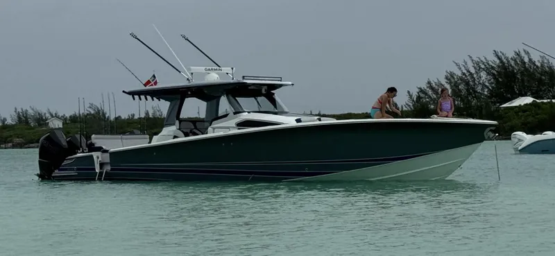 Slide: The Image of Nor-Tech 452 Super Fish 2023 - 19