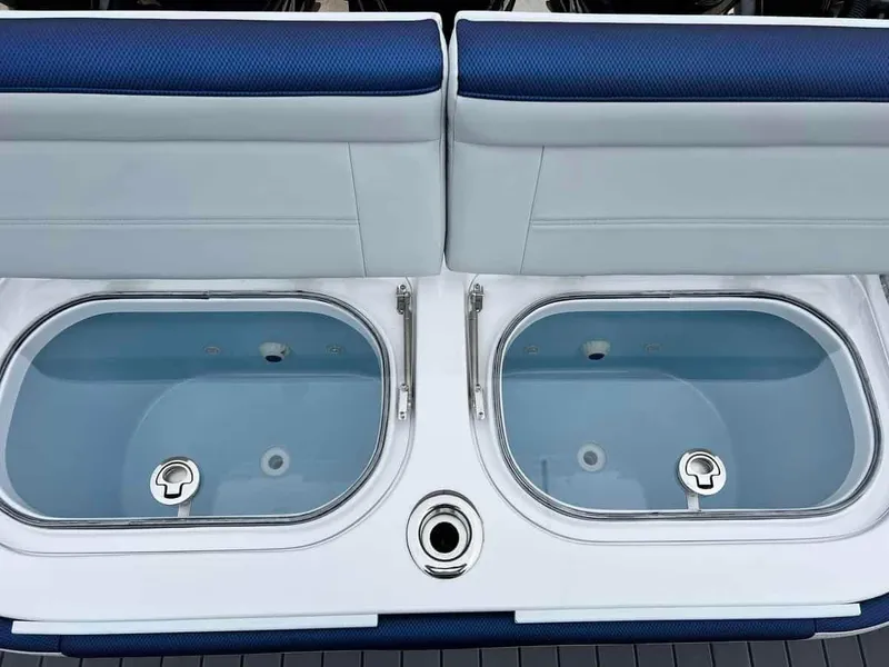 Slide: The Image of Nor-Tech 452 Super Fish 2023 - 22