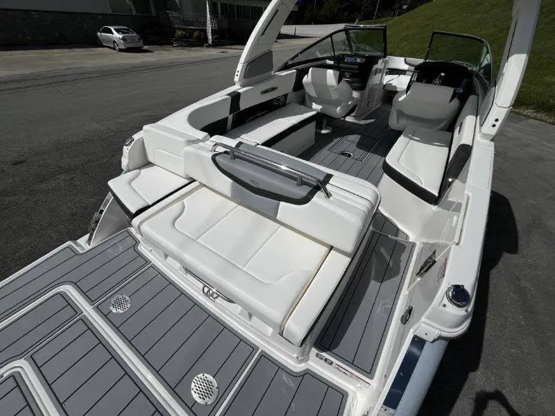 Slide: The Image of Chaparral 307 SSX 2025 - 37