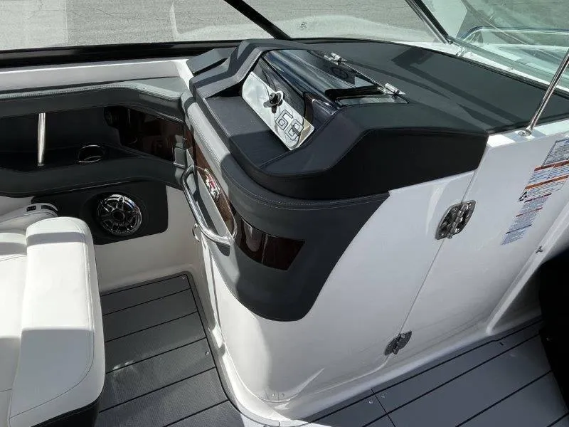 Slide: The Image of Chaparral 307 SSX 2025 - 73