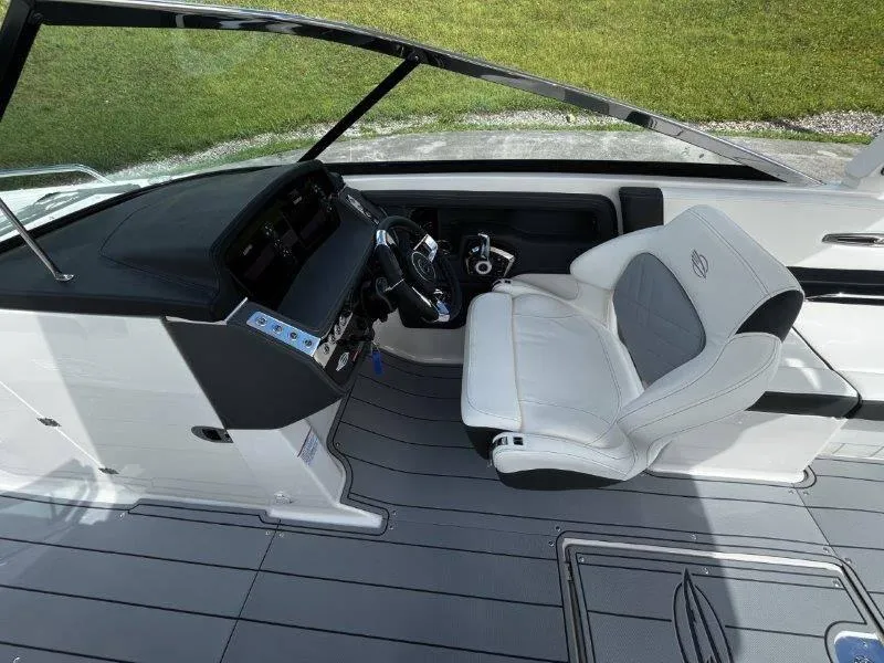 Slide: The Image of Chaparral 307 SSX 2025 - 96