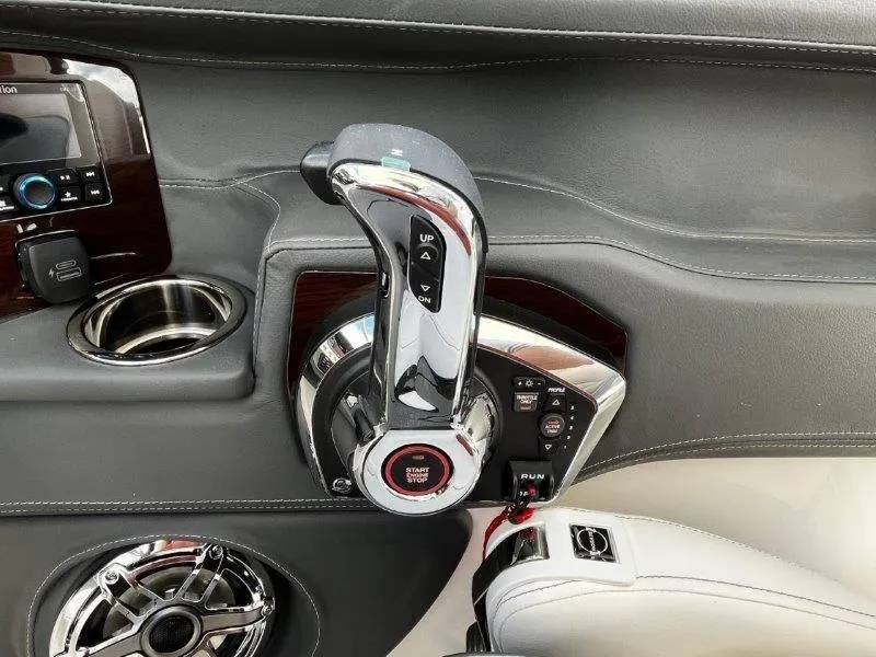 Slide: The Image of Chaparral 307 SSX 2025 - 97