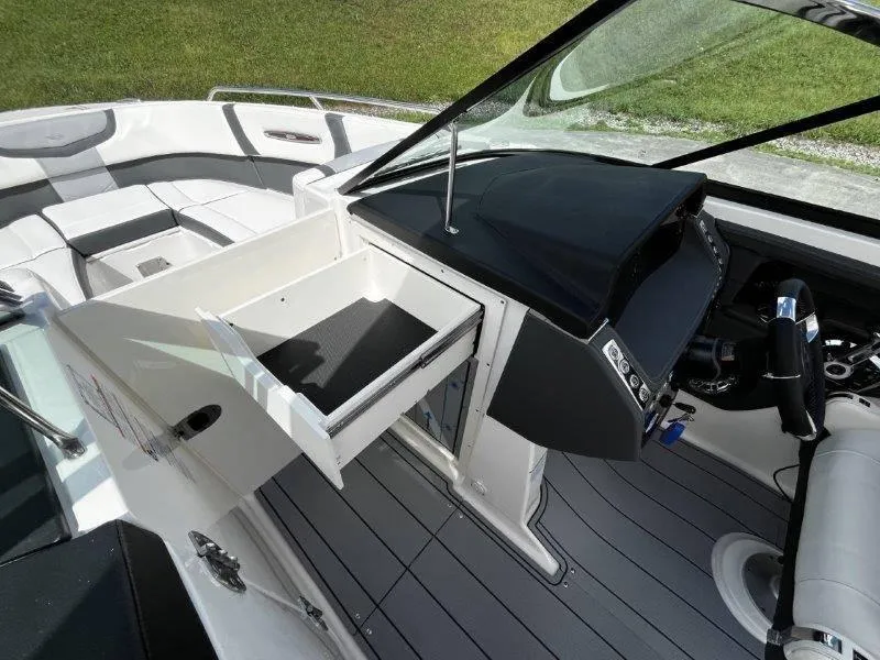 Slide: The Image of Chaparral 307 SSX 2025 - 98