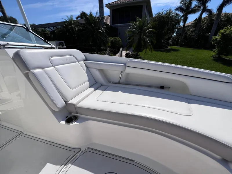 Slide: The Image of Sea Ray 280 Sundeck 2012 - 50
