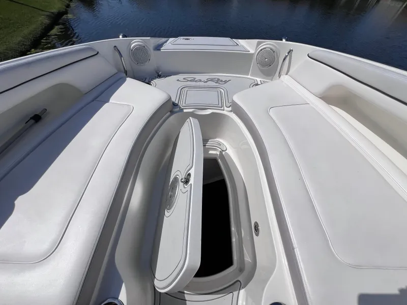 Slide: The Image of Sea Ray 280 Sundeck 2012 - 55