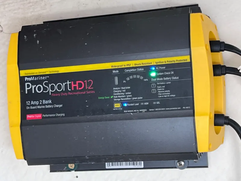 Slide: The Image of Sea Ray 280 Sundeck 2012 - 64