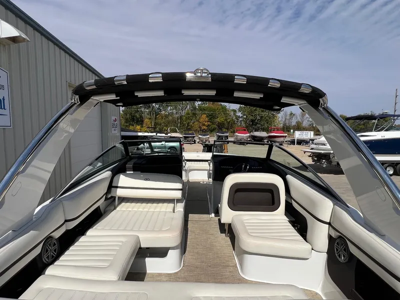 Slide: The Image of Cobalt R30 2016 - 51