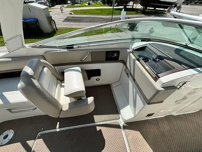 Slide: The Image of Sea Ray 250 SLX 2012 - 13