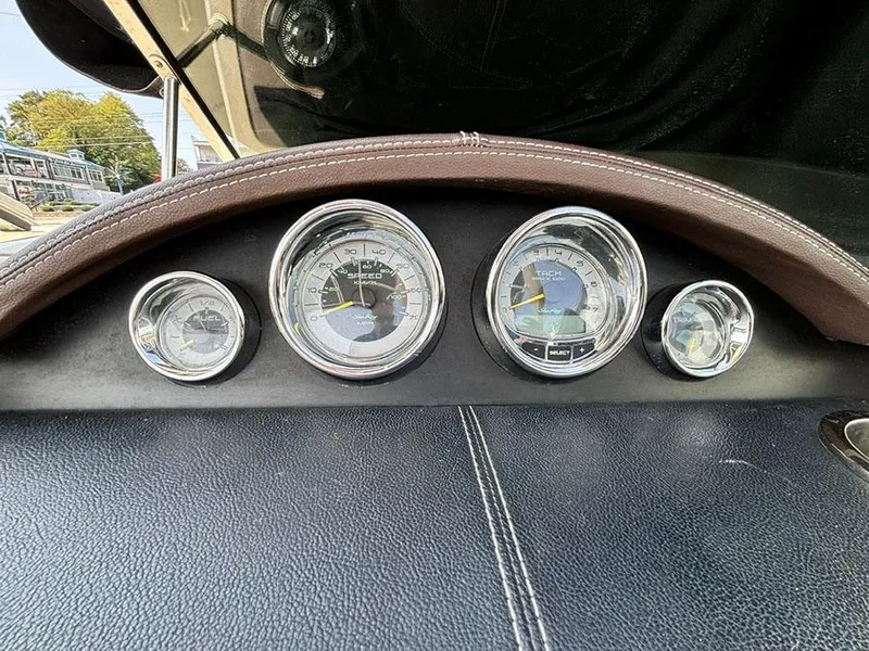 Slide: The Image of Sea Ray 250 SLX 2012 - 22