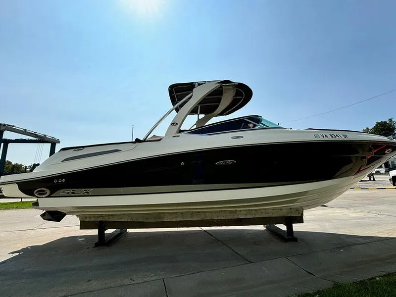 Slide: The Image of Sea Ray 250 SLX 2012 - 3