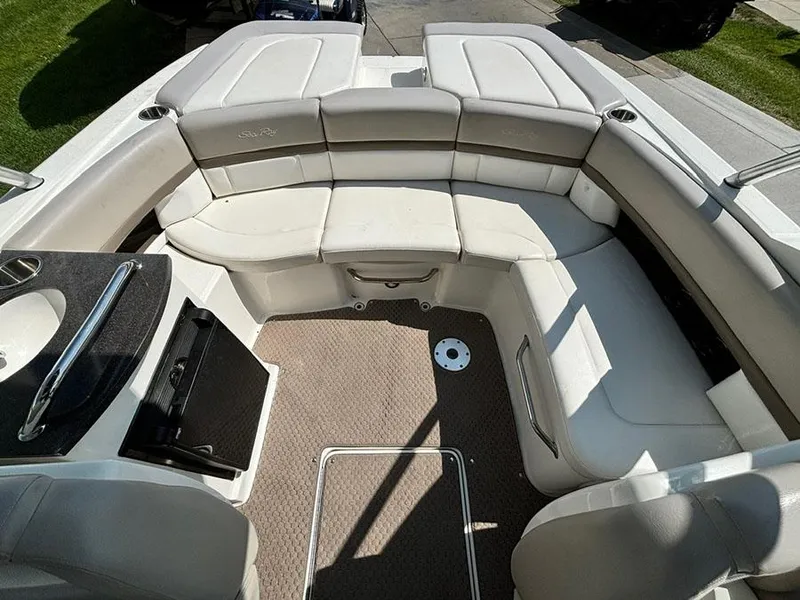 Slide: The Image of Sea Ray 250 SLX 2012 - 9